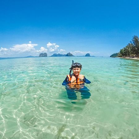 Thapwarin Resort - SHA Plus Koh Ngai Exterior foto